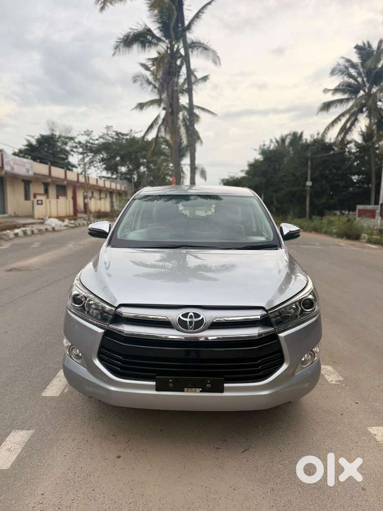 Toyota Innova Crysta 2.8 Zx At 7 Seater, 2017, Diesel