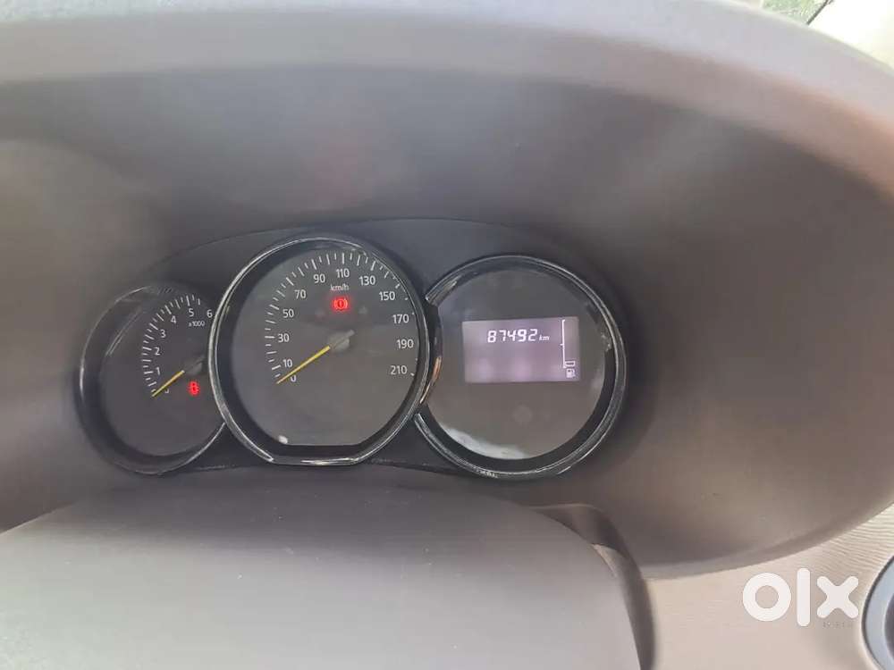 4 New Tyre 
Running  : 87,500 Km Genuinely 
Insurance : 2027 Validit