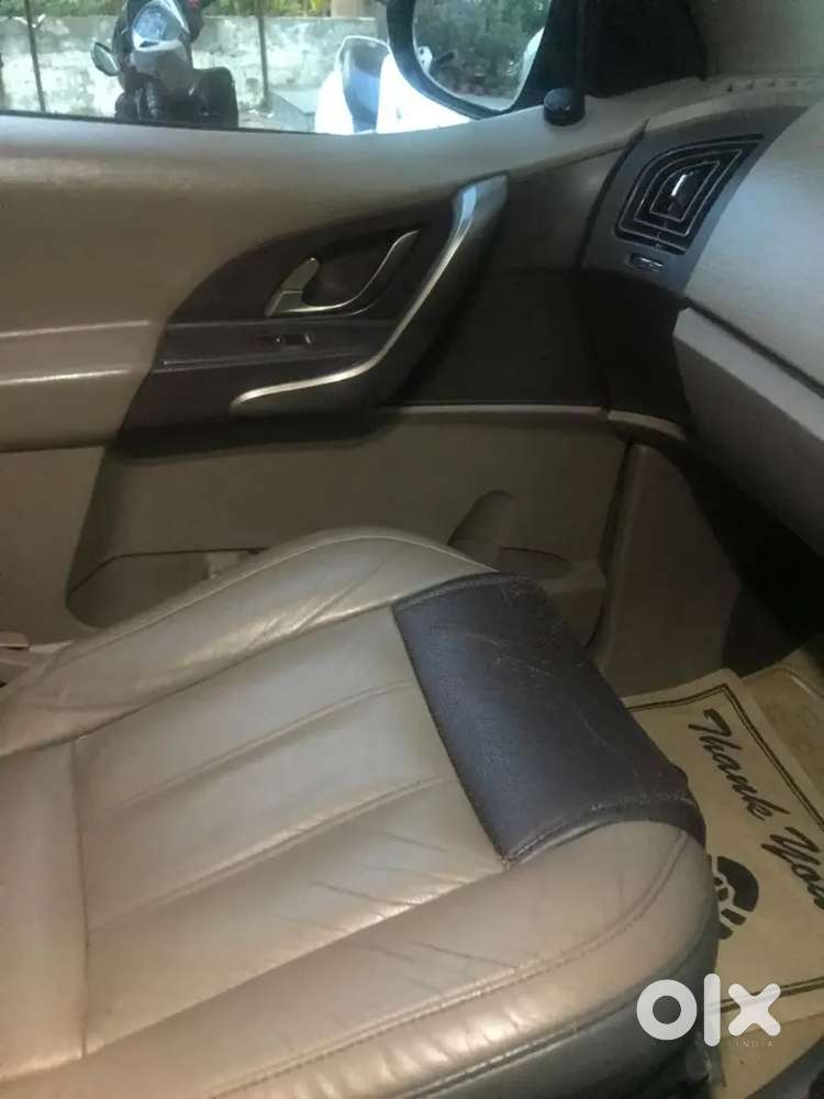 Mahindra Xuv500 2012 Diesel 90000 Km Driven