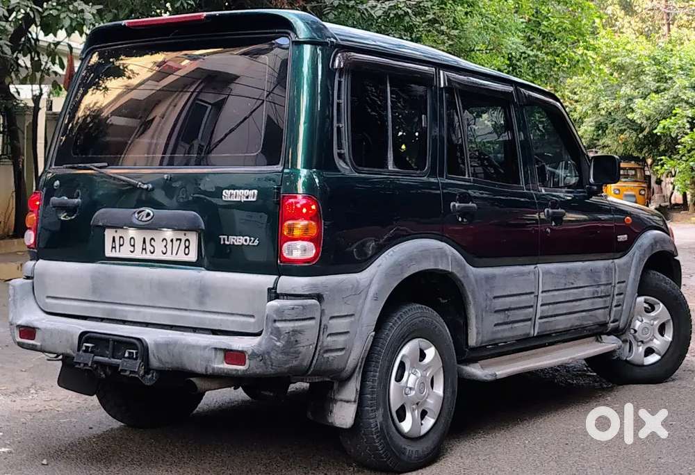 Mahindra Scorpio 2003