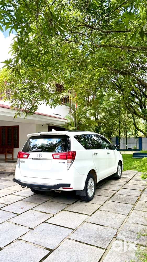 Toyota Innova Crysta 2017