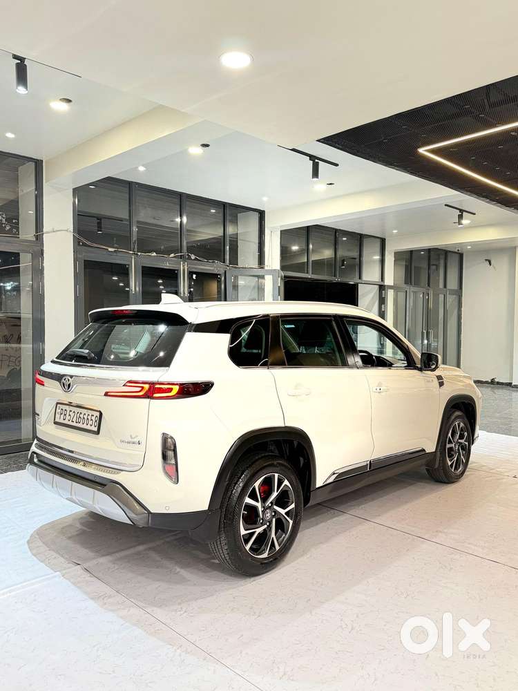 Toyota Urban Cruiser Hyryder V Hybrid Aero Edition, 2023, Cng & Hybr..