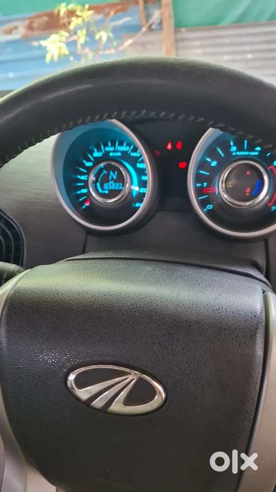 Mahindra Xuv500 Diesel 2wd 2016 Showroom Track