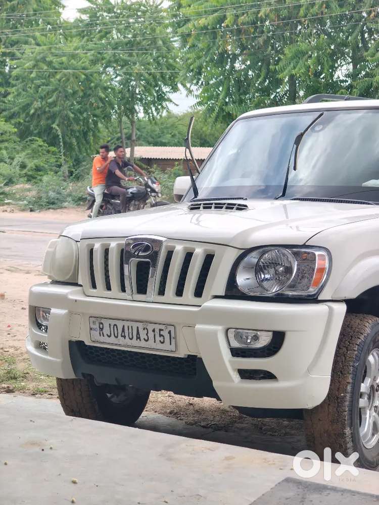 Mahindra Scorpio 2014