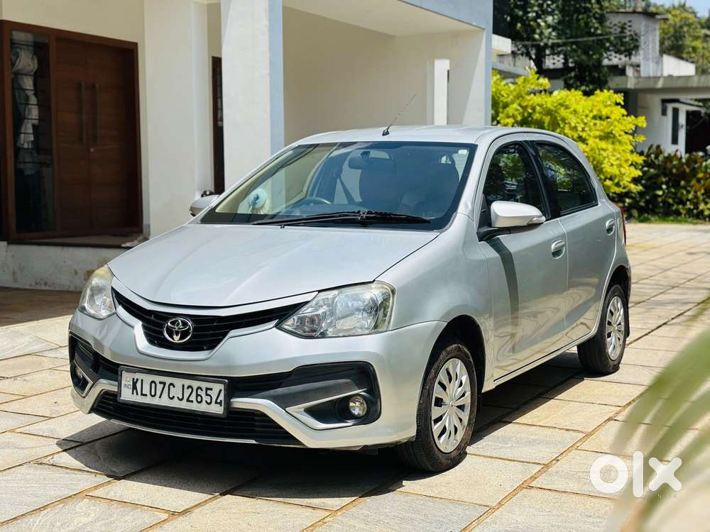 Toyota Etios Liva 1.2 V, 2017, Petrol