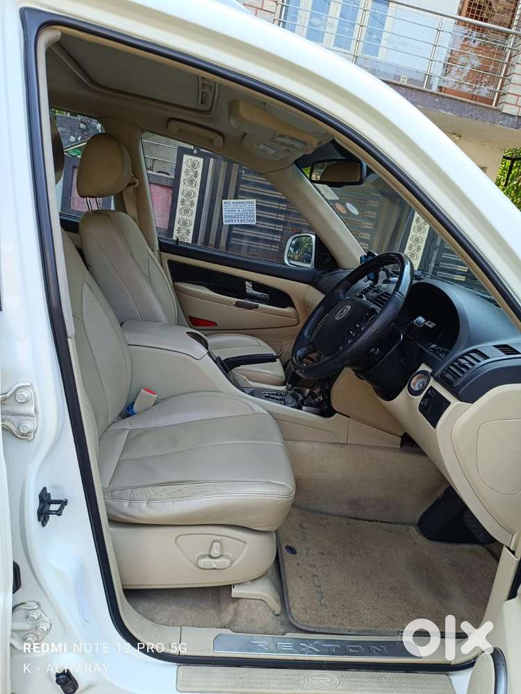 Mahindra Rexton, 2017, Diesel