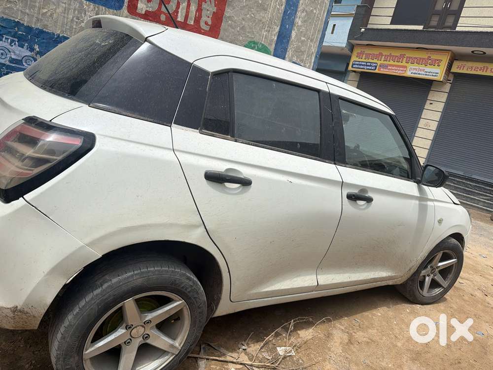 Maruti Suzuki Swift 2024 Petrol Manual