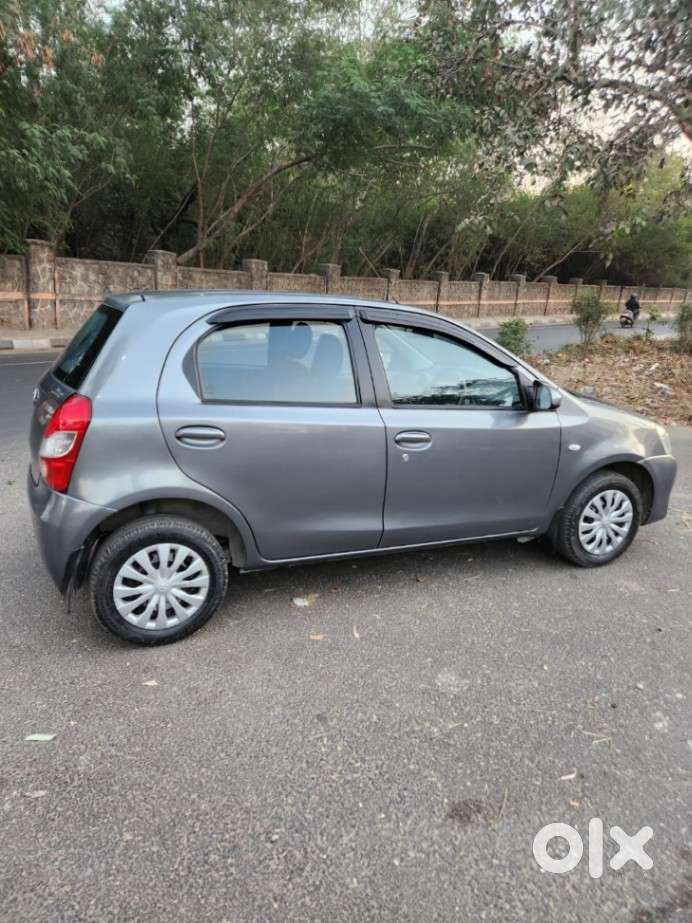 Toyota Etios Liva G Exclusive, 2013, Petrol