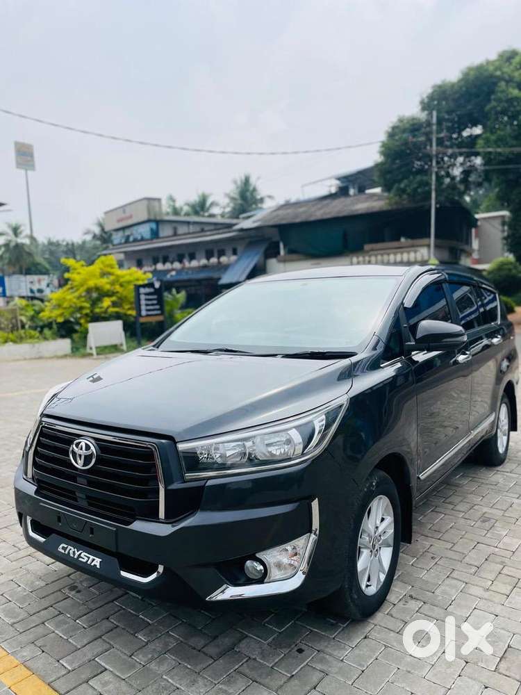 Toyota Innova Crysta 2018 Diesel Well Maintained