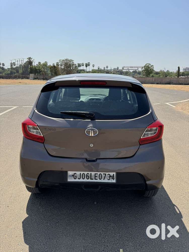 Tata Tiago Xz, 2017, Petrol
