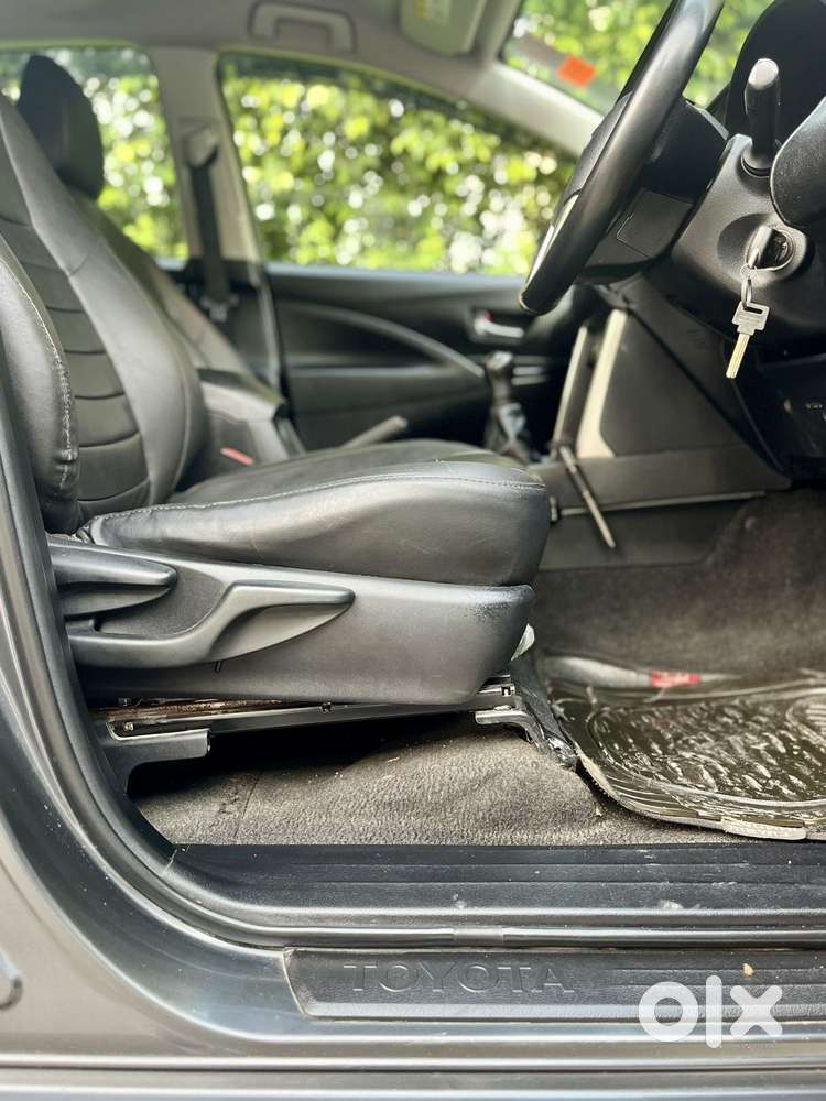 Toyota Innova Crysta 2.4 G Mt 8s, 2019, Diesel