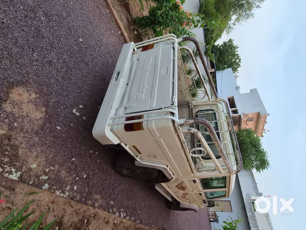 Mahindra Camper Gold