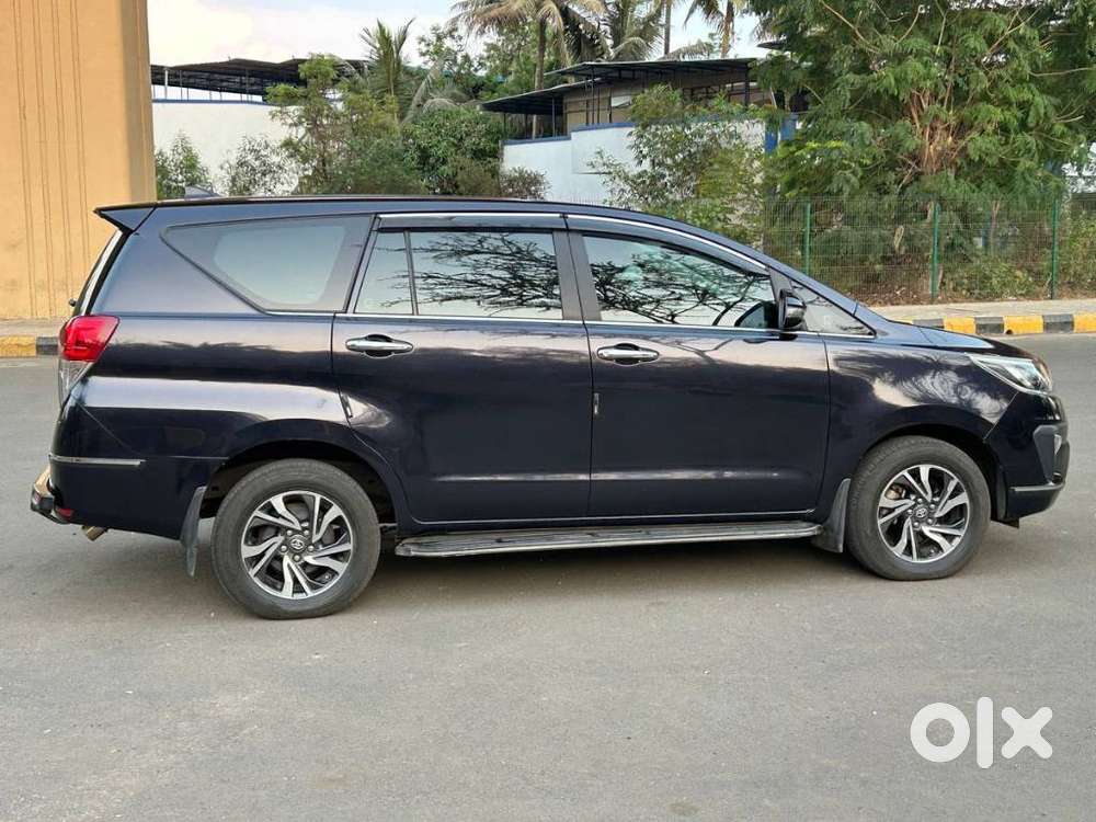 Toyota Innova Crysta 2.4 V 8 Str, 2022, Diesel