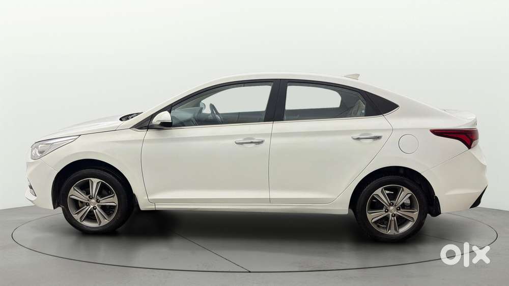 Hyundai Verna 1.6 Vtvt Sx, 2019, Petrol