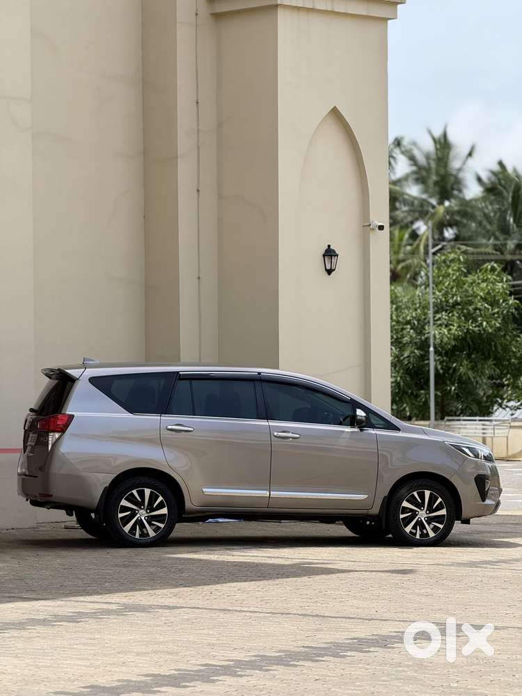 Toyota Innova Crysta 2.4 Z 7 Str, 2022, Diesel