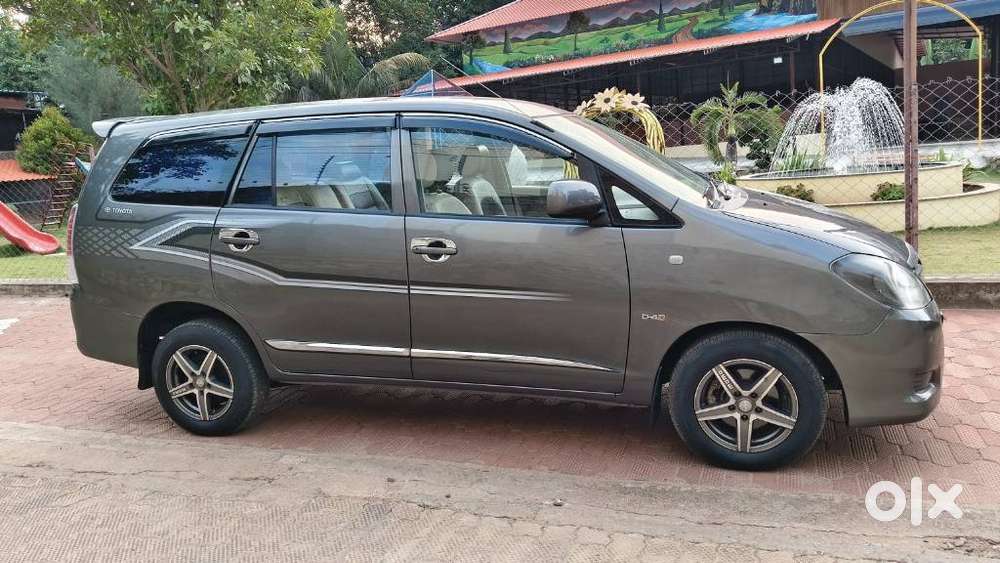 Toyota Innova 2.5 G (diesel) 7 Seater, 2011, Diesel