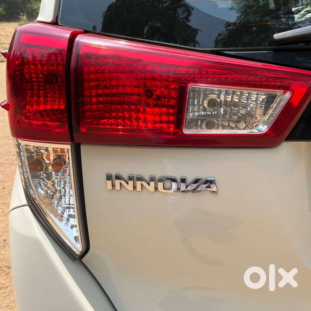 Toyota Innova Crysta Touring Sport 2.4 Mt, 2017, Diesel