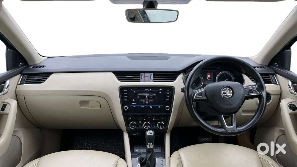Skoda Octavia 1.8 Tsi At L K, 2018, Petrol
