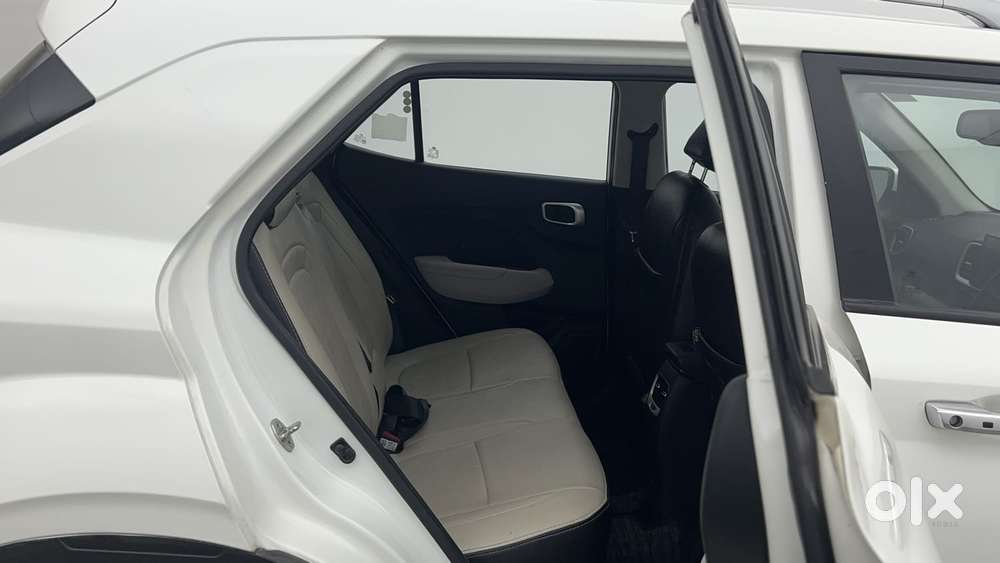 Hyundai Venue 1.5 Crdi Sx (o), 2022, Diesel