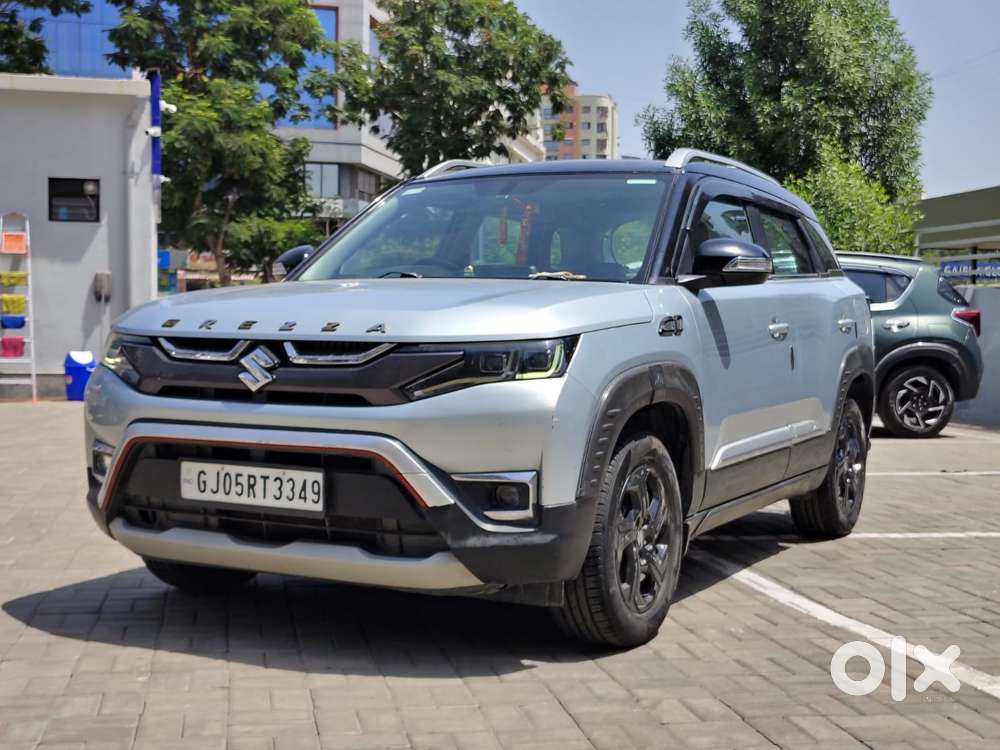 Maruti Suzuki Brezza 1.5 Zxi Smart Hybrid Dual Tone, 2023, Petrol