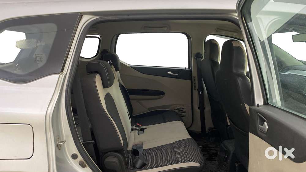 Renault Triber Rxz Easy-r Amt, 2020, Petrol
