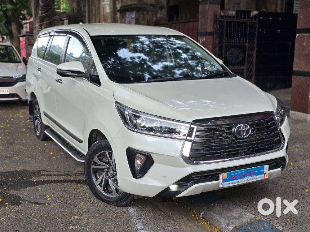 Toyota Innova Crysta [2020-ongoing] 2.4 Vx 8 Str, 2021, Diesel