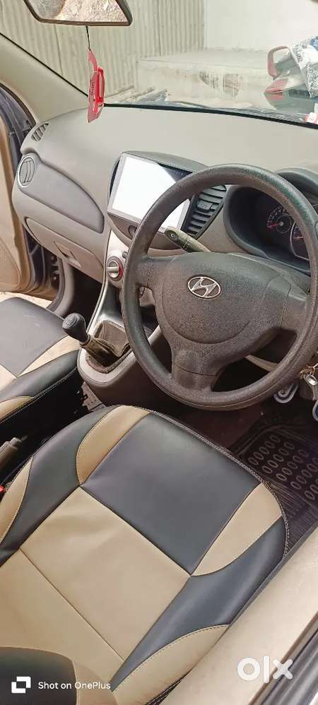 Hyundai I, 10 Magna
