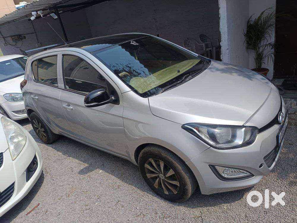 Hyundai I20 Sportz 1.4 Crdi 6 Speed Bs-iv, 2012, Diesel