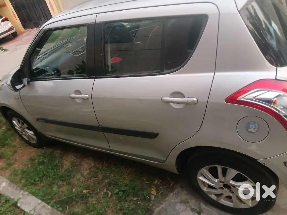 Maruti Suzuki Swift Zdi 2012
