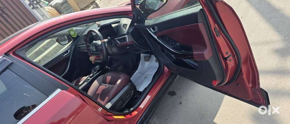 Tata Curvv Accomplished S 1.2 Revotron Petrol 7dca, 2025, Cng & Hybr..