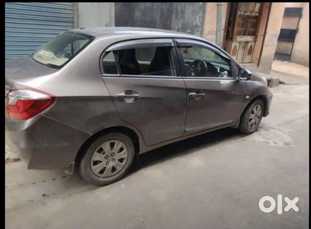 Honda Amaze 2016