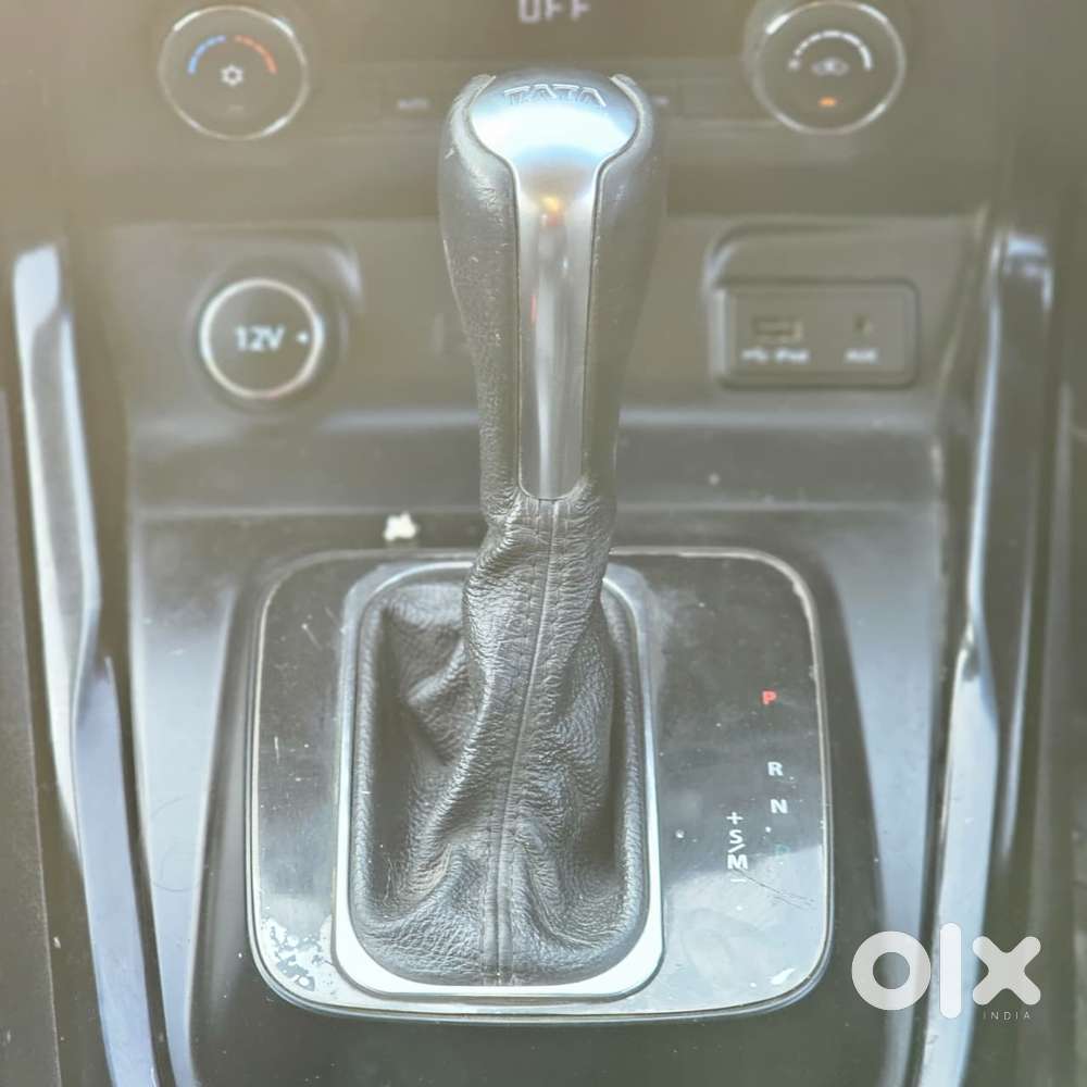 Tata Hexa 2.2 Xta 4x2 7 Str, 2017, Diesel