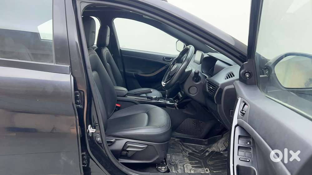 Tata Nexon 1.5 Revotorq Xza Plus S Amt, 2023, Petrol
