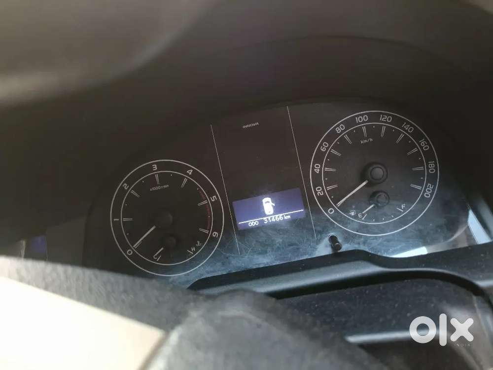 Toyota Innova Crysta 2021