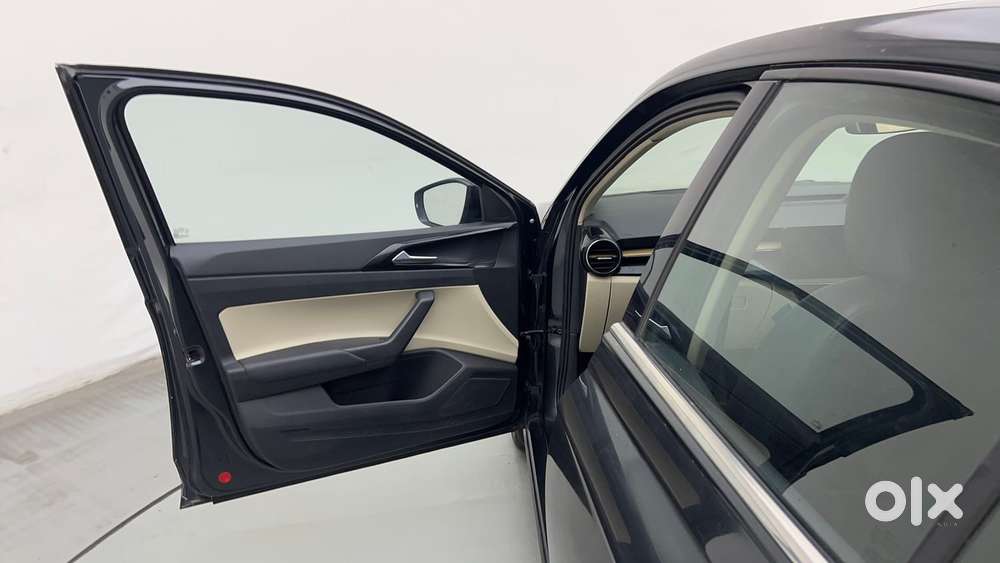 Skoda Slavia Style 1.5l Tsi Dsg, 2022, Petrol