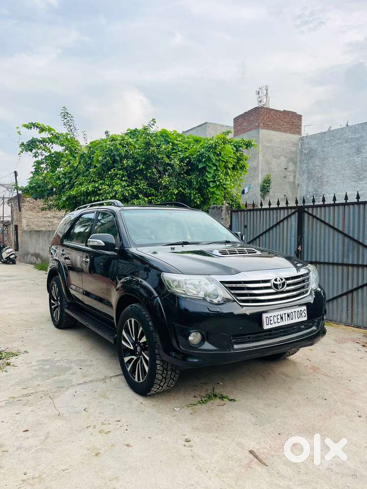 Toyota Fortuner 3.0 4x2 Automatic, 2013, Diesel