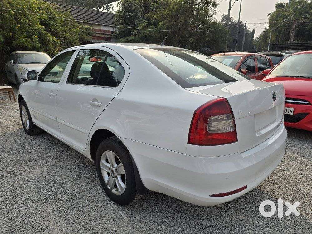 Skoda Laura 1.9 Tdi Mt Ambiente, 2009, Diesel