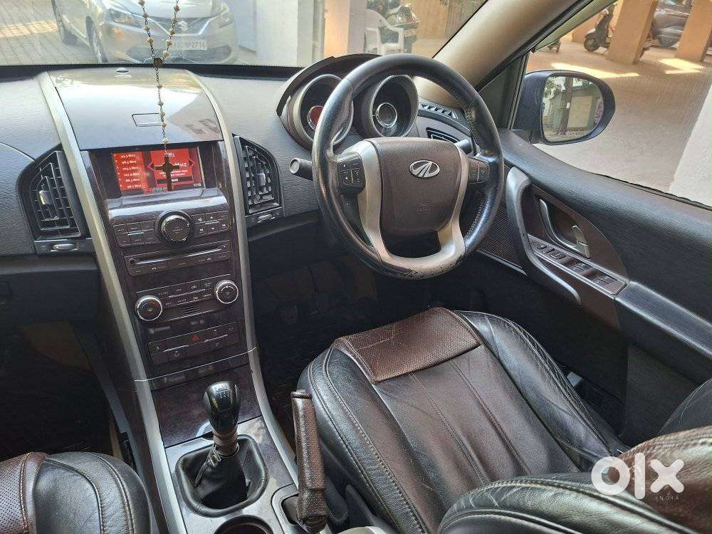 Mahindra Xuv500 W8 Dual Tone, 2013, Diesel