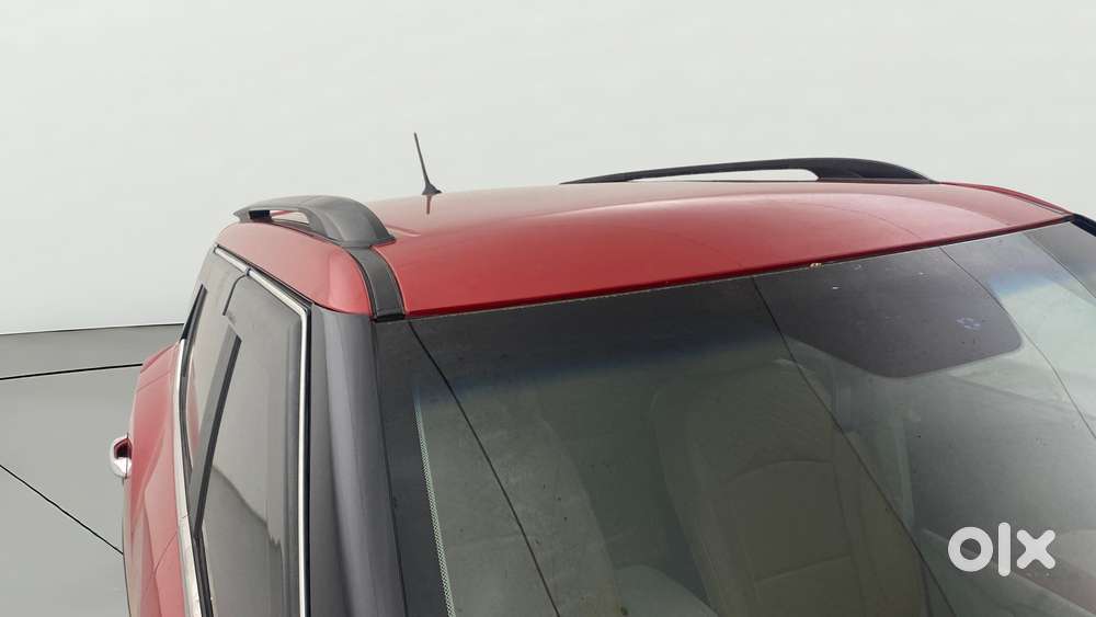 Mahindra Xuv300 W8, 2021, Petrol