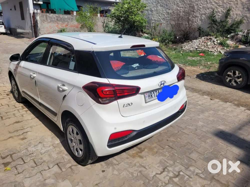 Brand New Car, Like Showroom Piece