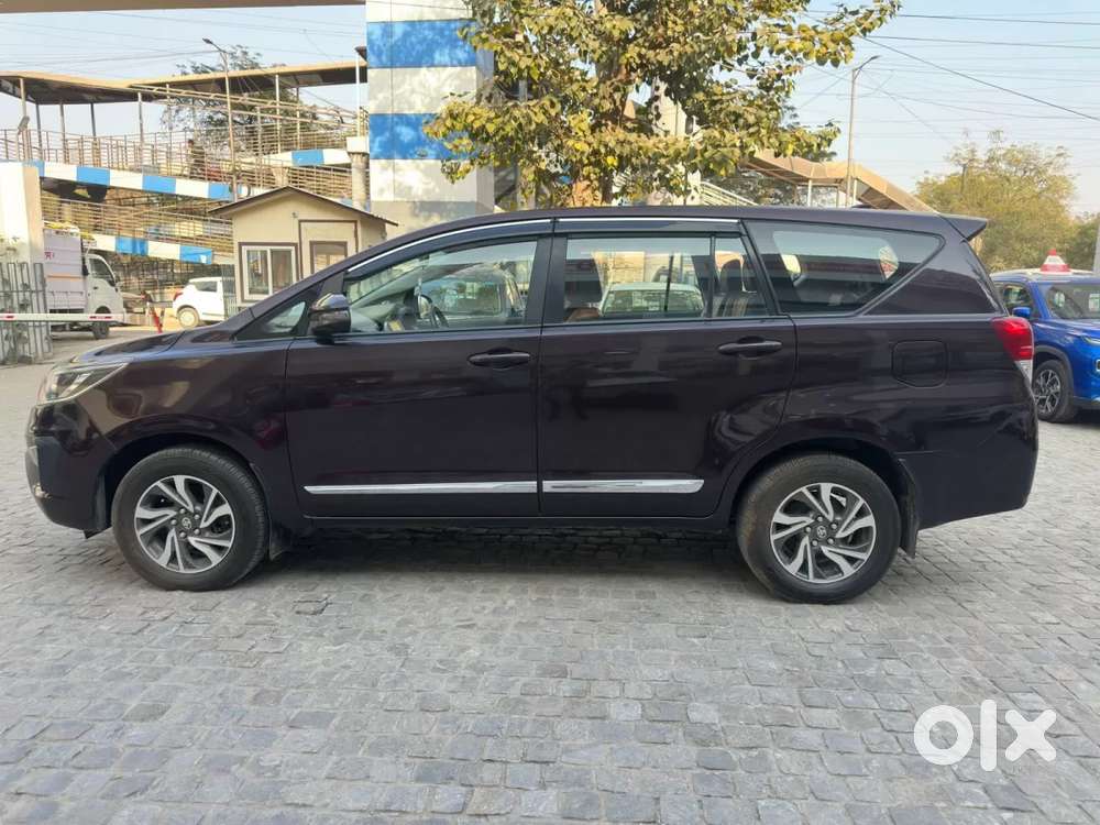 Toyota Innova Crysta [ ] 2.4 Gx At 7 Str, 2020, Diesel