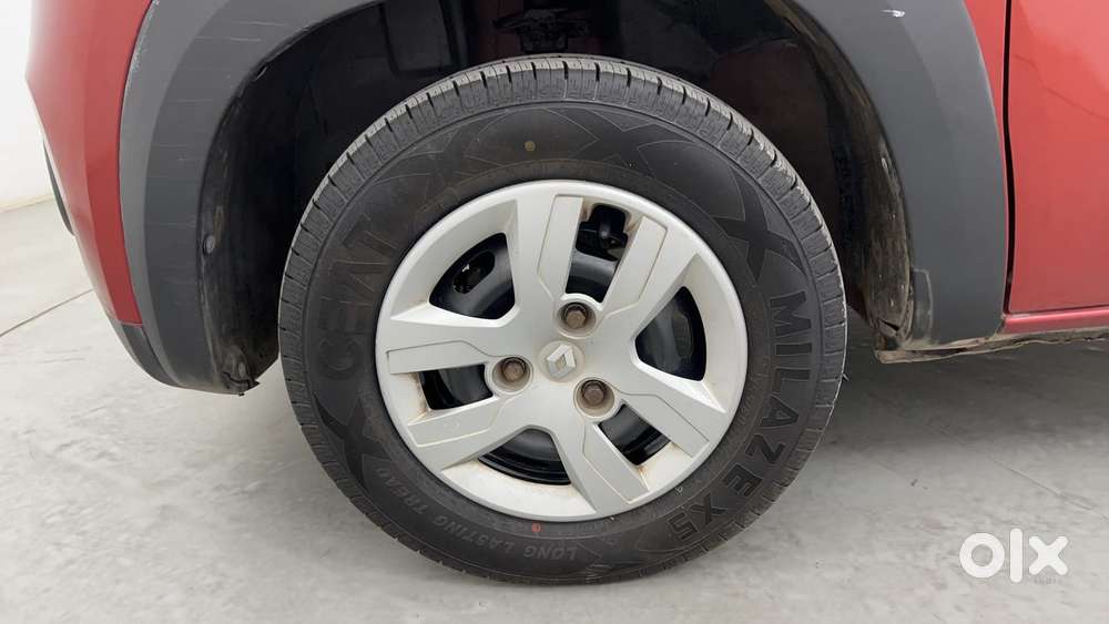 Renault Kwid 2019-ongoing 1.0 Rxt Amt (o), 2017, Petrol