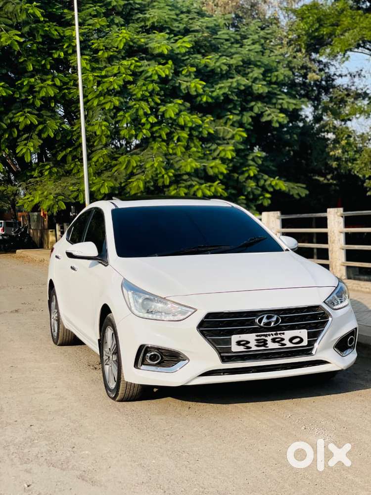 Hyundai Verna 1.5 Sx (o) Vtvt, 2018, Petrol