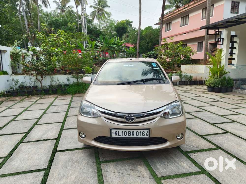 Toyota Etios, 2011, Petrol