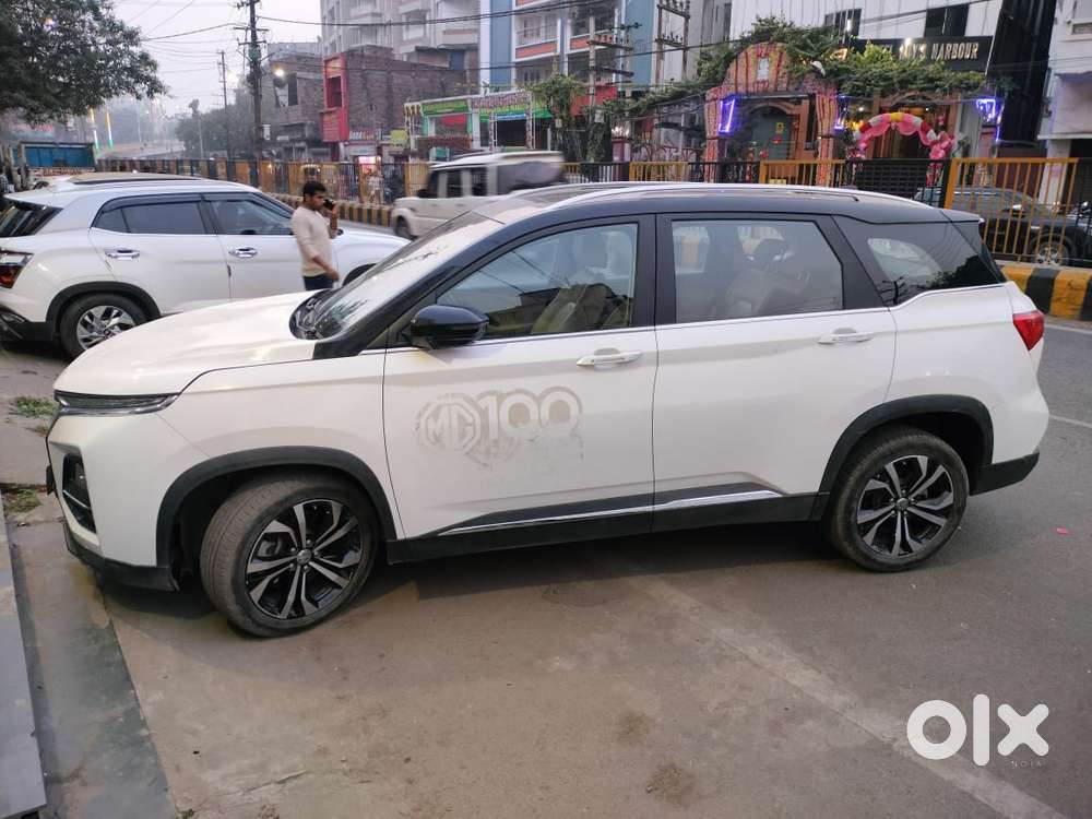 Mg Hector Sharp Pro 1.5 Turbo Mt Dual Tone, 2024, Petrol