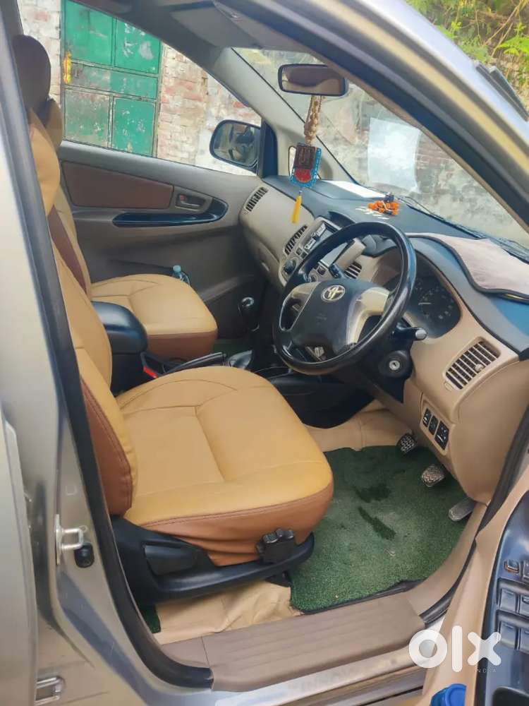Toyota Innova 2015 Diesel Well Maintained