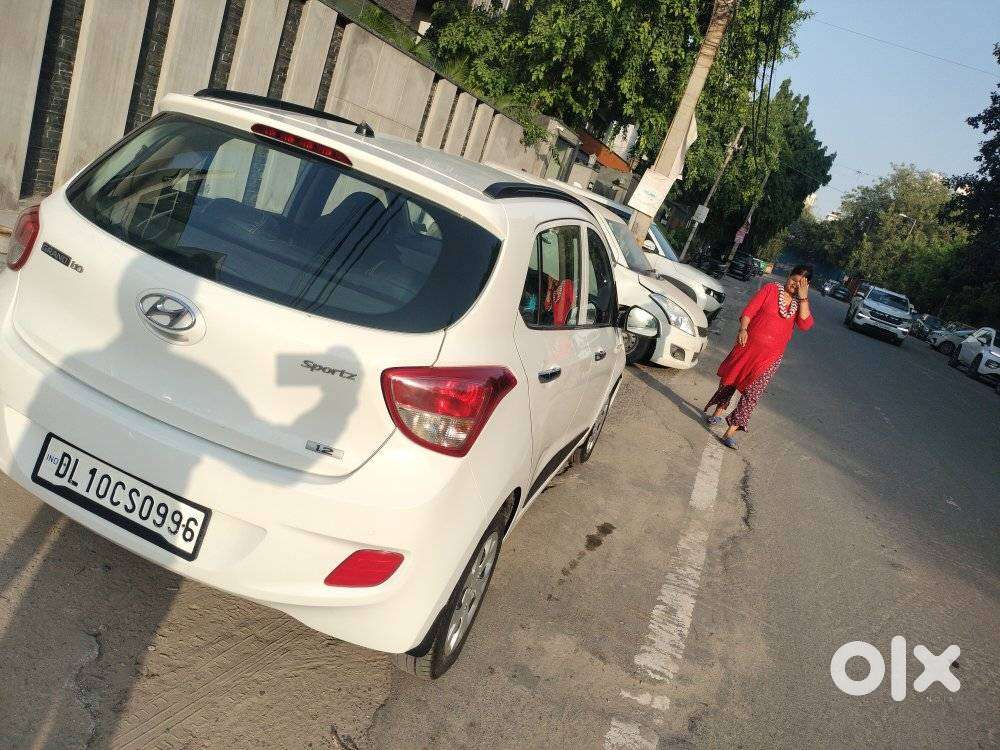 Hyundai Grand I10 Sportz 1.2 Kappa Vtvt, 2013, Petrol
