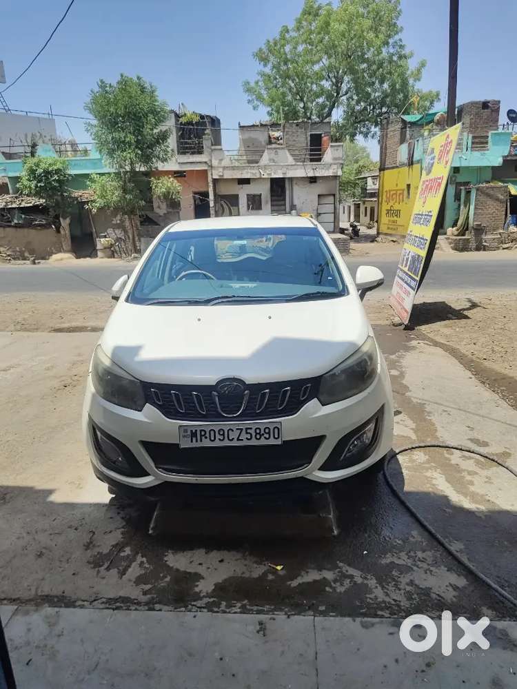 Mahindra Marazzo 1.5 2018