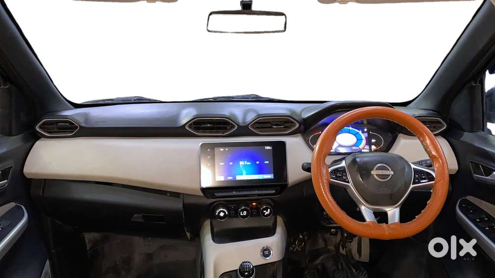 Nissan Magnite 1.0 Xv, 2021, Petrol