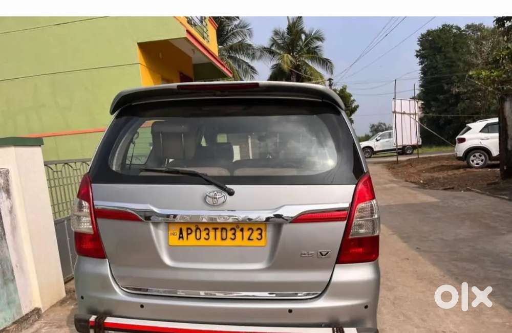 Toyota Innova Diesel 2015 Year